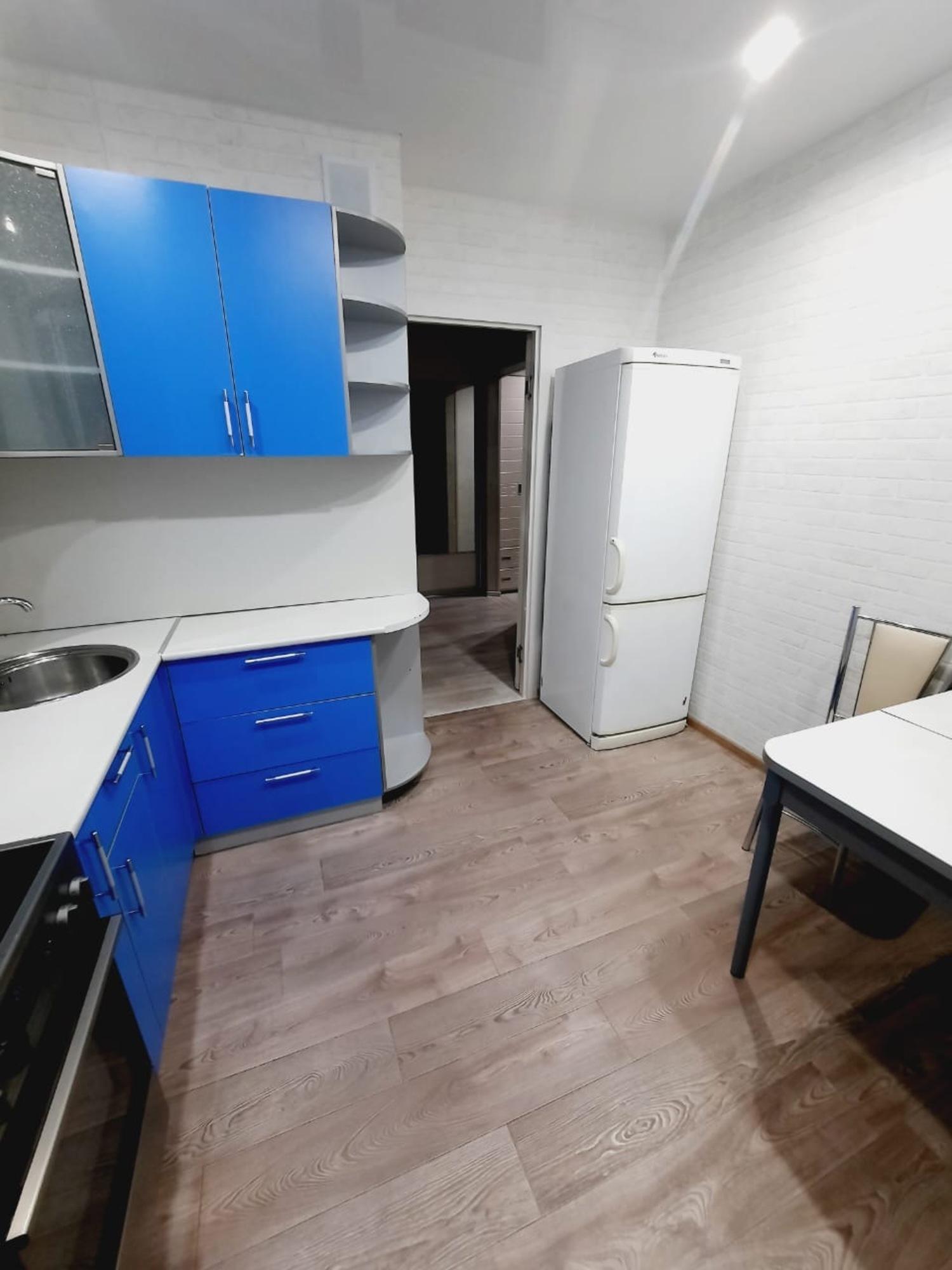 Сдать квартиру за 35 000 рублей на Ленина ул., 188к4