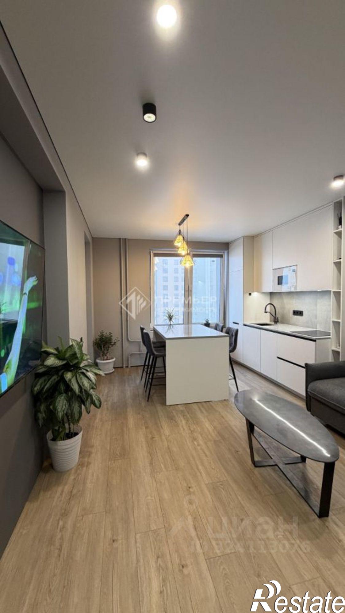 Купить квартиру за 9 500 000 рублей на улица Героя Рожнева, 4