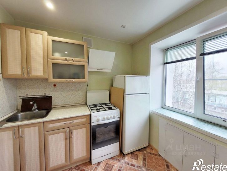 2-комн квартира улица Тренера Пушкарева, 4,  д. 4