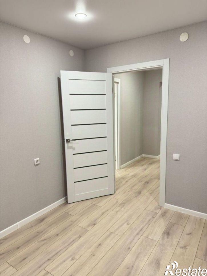 2-комн квартира улица Зеленина, 1,  д. 1