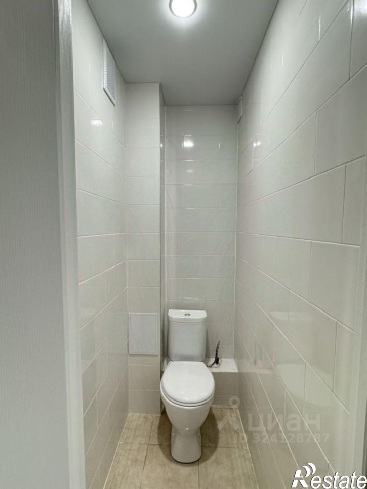 2-комн квартира улица Зеленина, 1,  д. 1