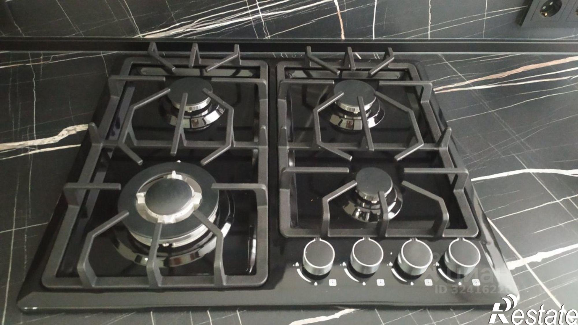 Купить квартиру за 5 050 000 рублей на ул Ивана Попова, 29