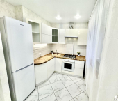 2-комн, 62кв м, этаж 3/5 улица Сурикова, 10