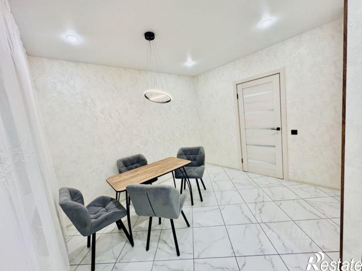 2-комн квартира улица Сурикова, 10,  д. 10