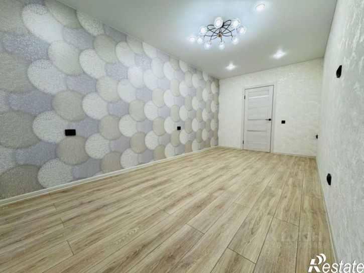 2-комн квартира улица Сурикова, 10,  д. 10