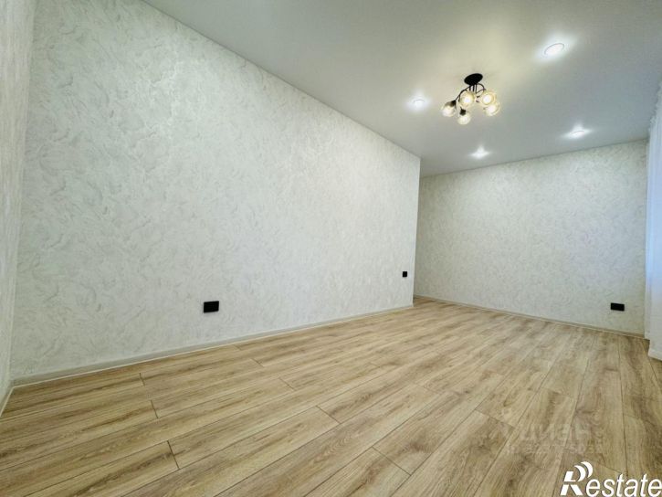 2-комн квартира улица Сурикова, 10,  д. 10