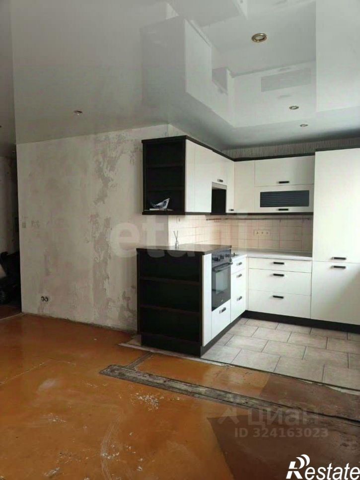 3-комн квартира улица Молодой Гвардии, 57,  д. 57