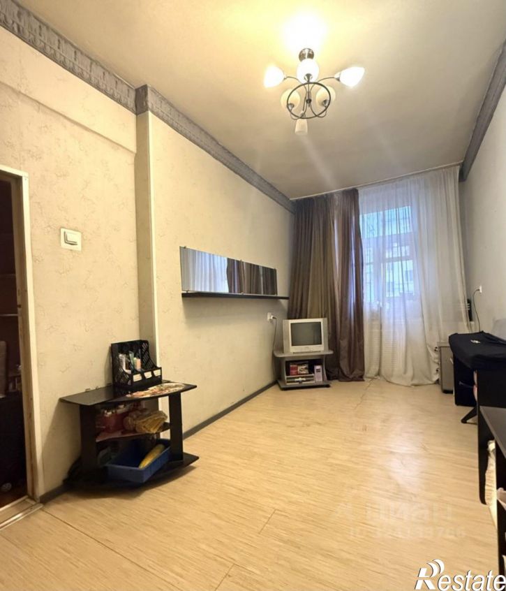 3-комн квартира улица Лепсе, 2,  д. 2