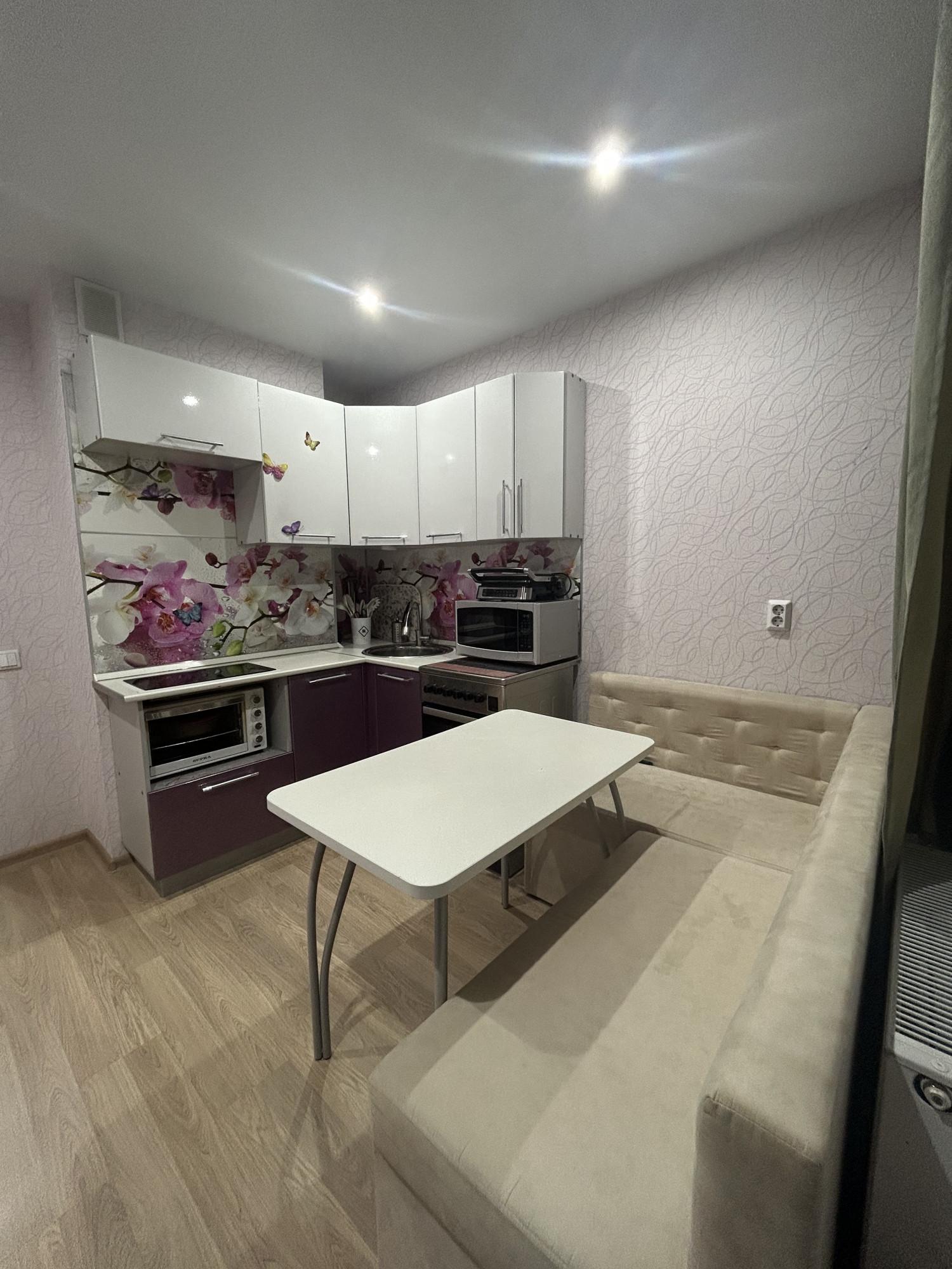 Купить квартиру за 4 200 000 рублей на Анжелия Михеева ул., 20