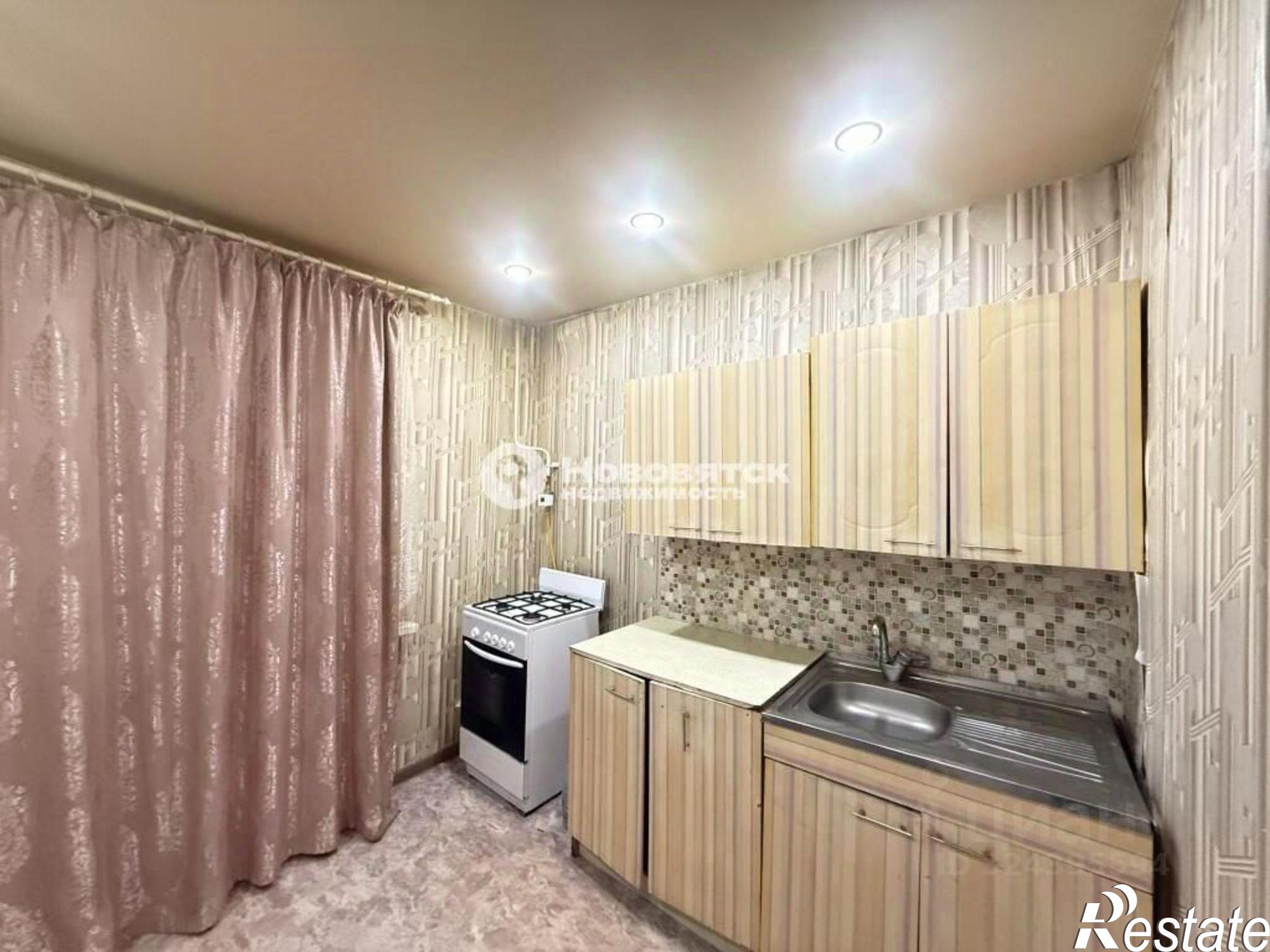 Купить квартиру за 2 550 000 рублей на пр-кт Строителей, 13