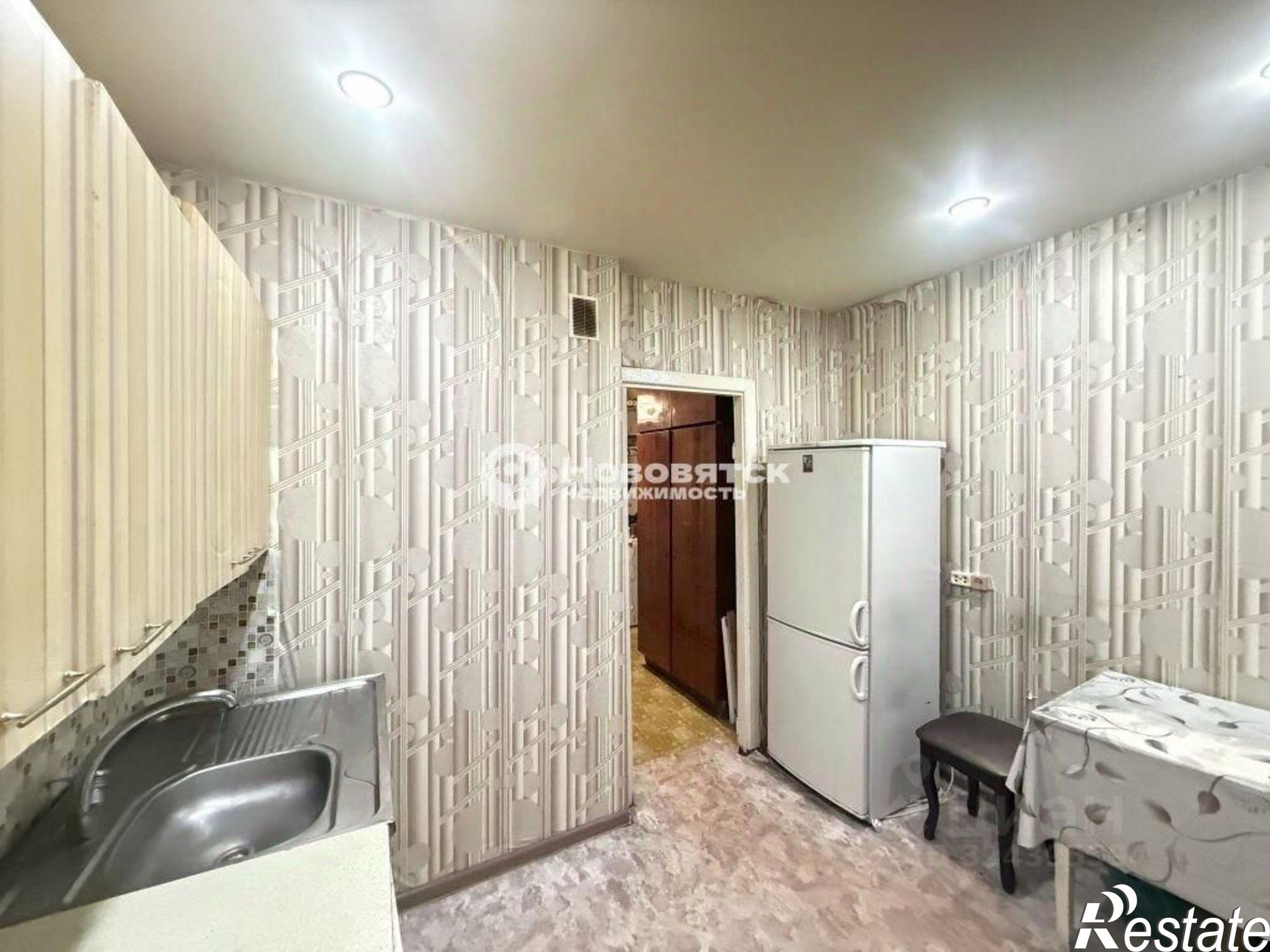 Купить квартиру за 2 550 000 рублей на пр-кт Строителей, 13