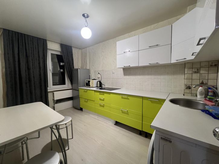 4-комн квартира Московская ул., 109к3