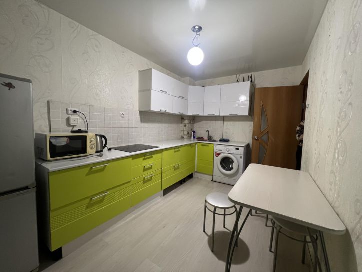 4-комн квартира Московская ул., 109к3