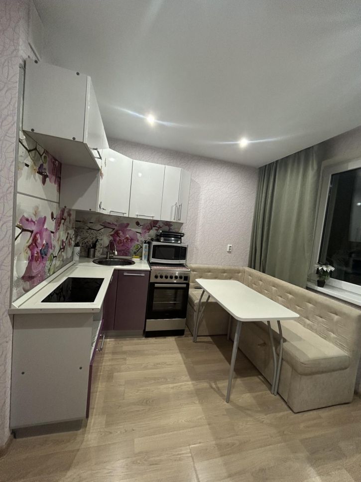 1-комн квартира Анжелия Михеева ул., 20