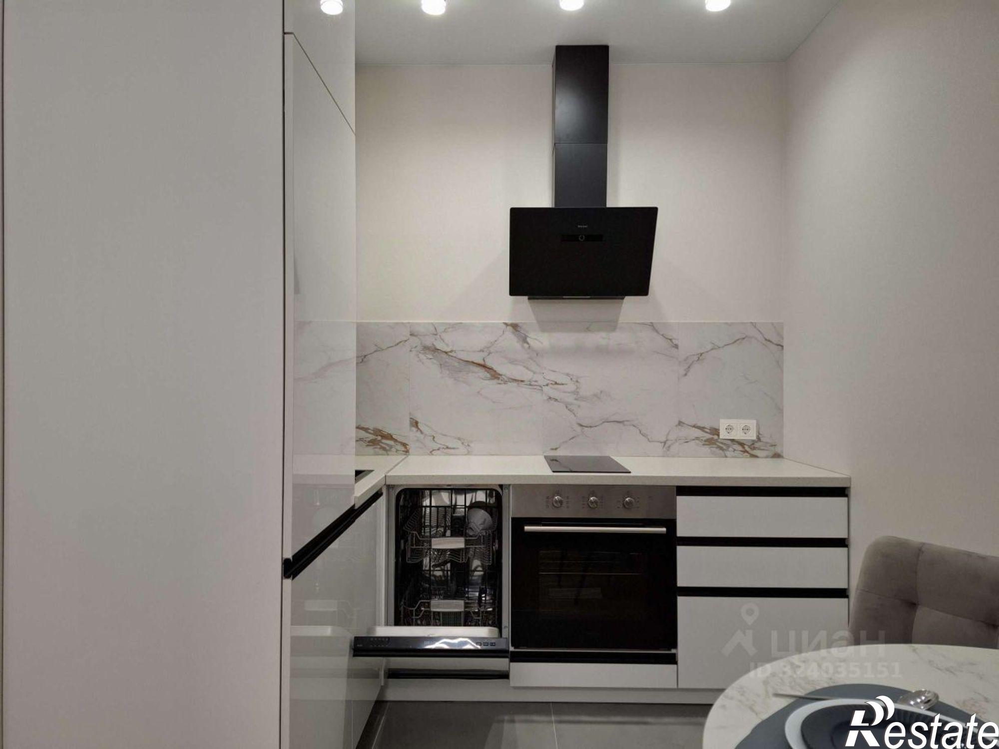 Сдать квартиру за 25 000 рублей на улица 4-й Пятилетки, 82