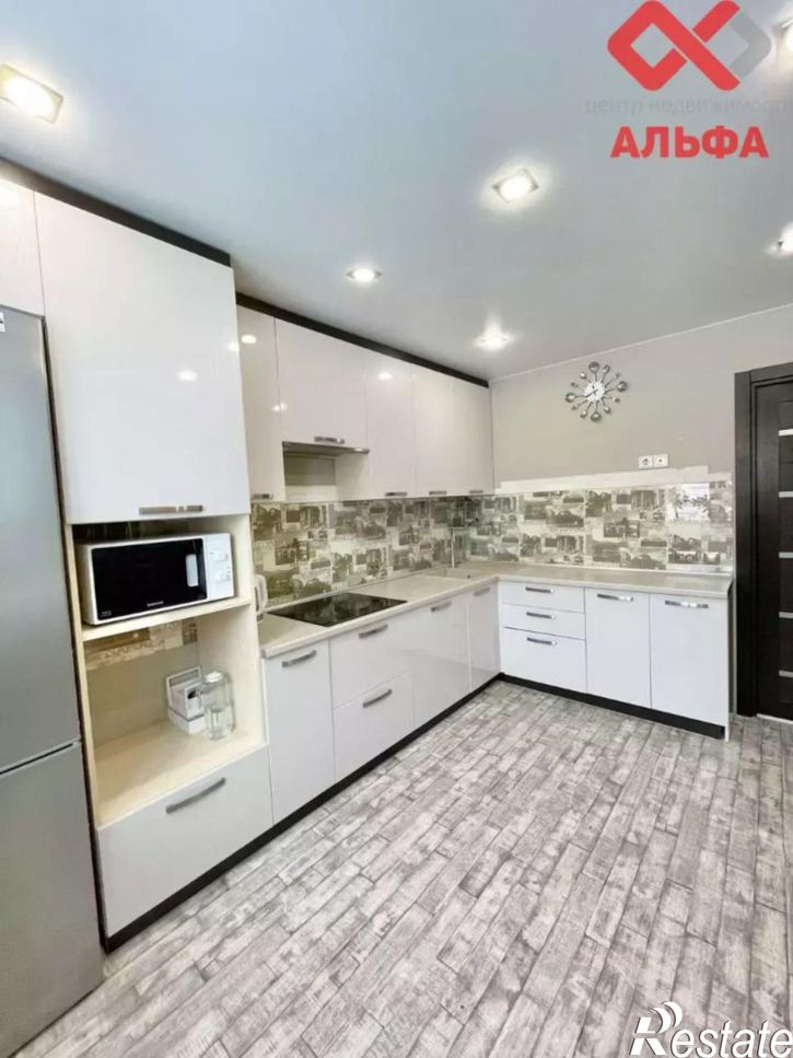 3-комн квартира улица Павла Корчагина, 238,  д. 238