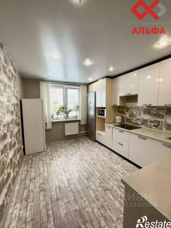 3-комн квартира улица Павла Корчагина, 238,  д. 238