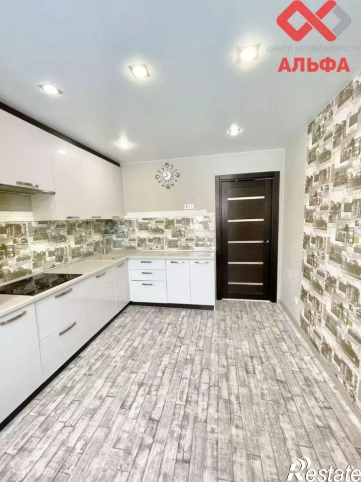 3-комн квартира улица Павла Корчагина, 238,  д. 238