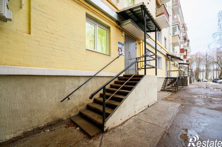 2-комн квартира Октябрьский пр-кт, 90,  д. 90