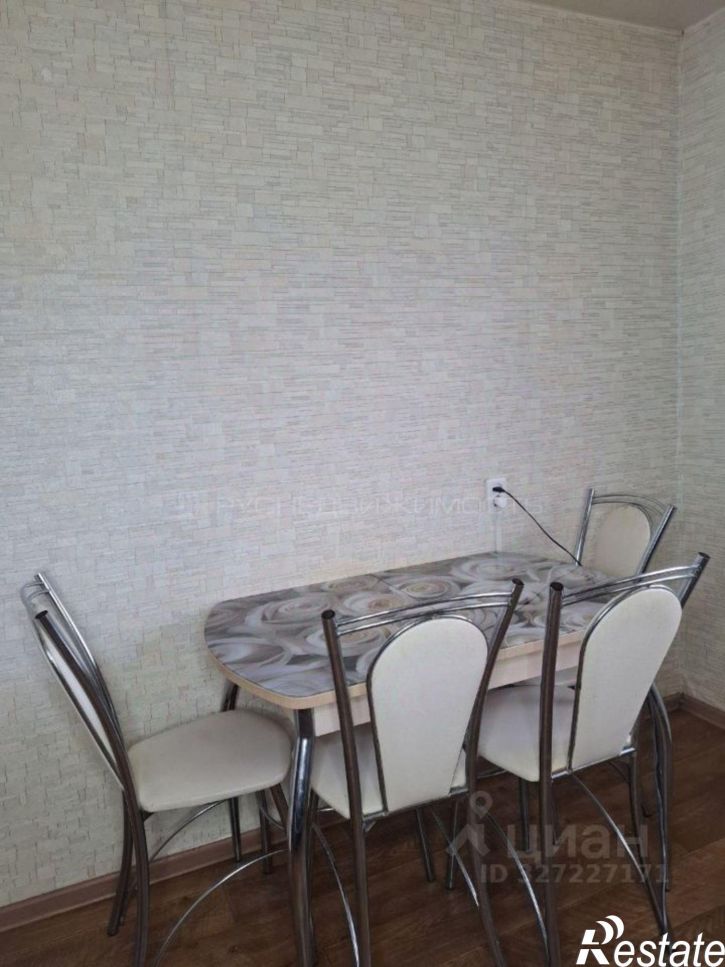 2-комн квартира улица Екатерины Кочкиной, 8 к3,  д. 8 к3