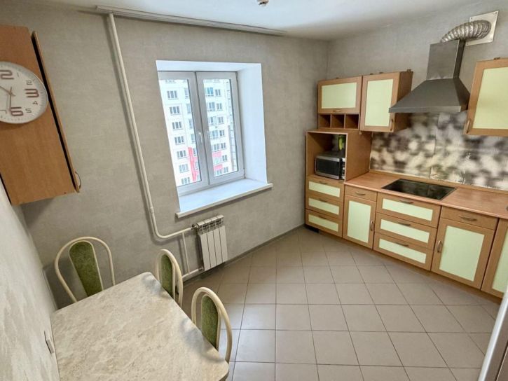 2-комн квартира Павла Корчагина ул, 240к2