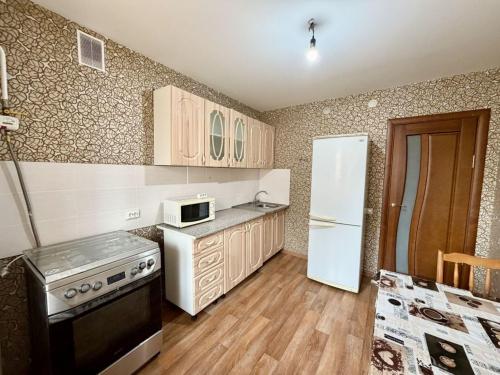 Продажа 2-комн квартиры Ивана Попова ул, 10 к 1
