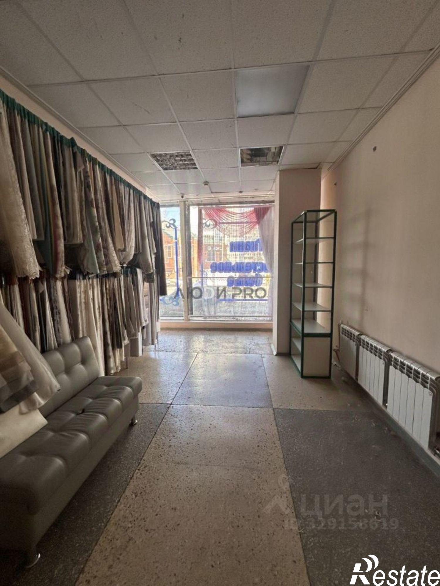 Купить торговое помещение за 24 994 700 рублей на ул Щорса, 26