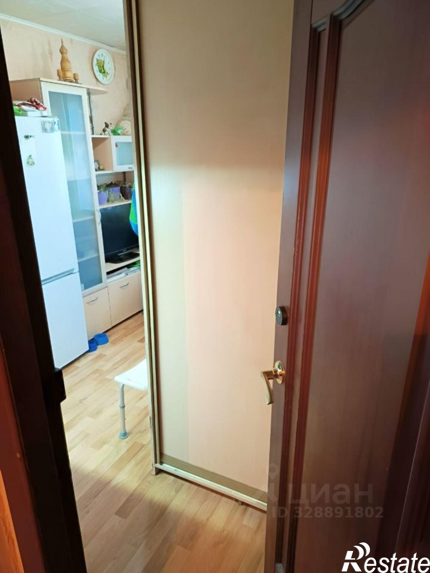 Сдать комнату за 14 500 рублей на пр-кт Строителей, 11