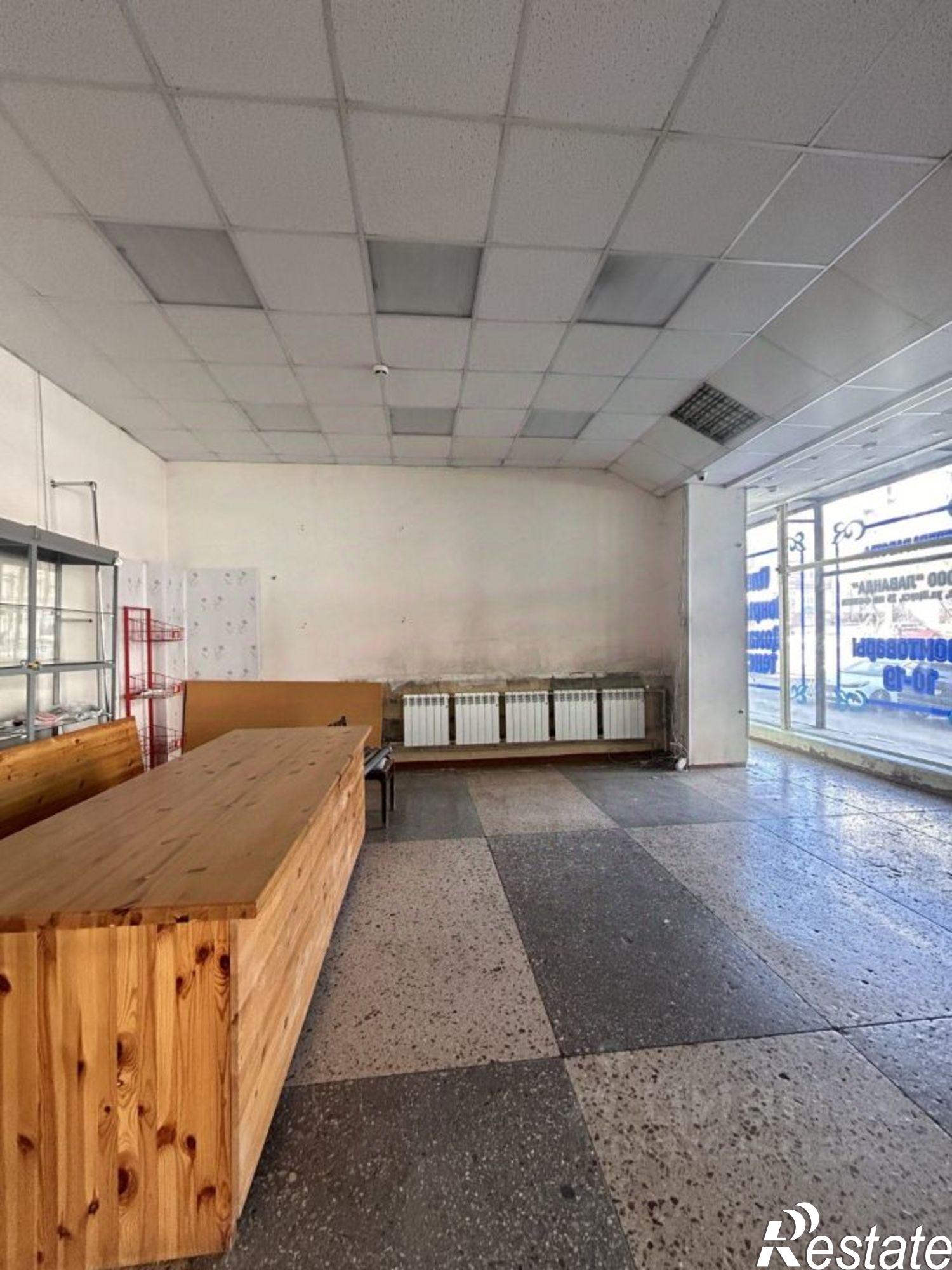 Купить торговое помещение за 24 994 700 рублей на улица Щорса