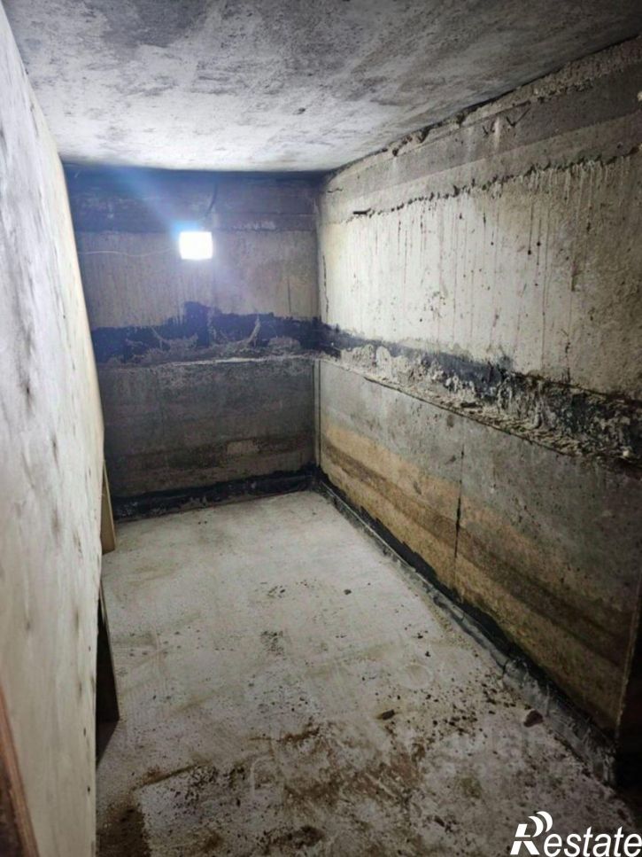 Гараж/парковка улица Есенина, 13Г,  д. 13Г