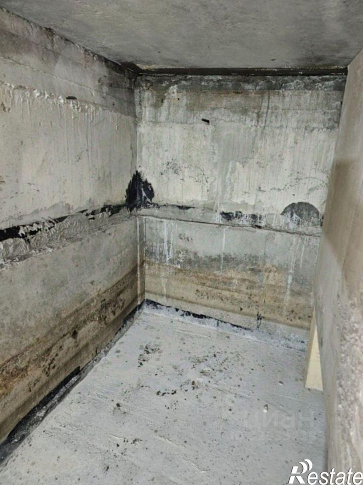 Гараж/парковка улица Есенина, 13Г,  д. 13Г