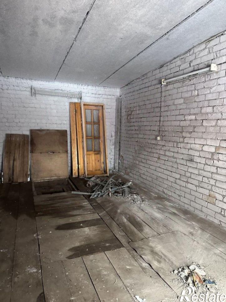 Гараж/парковка пр-кт Строителей, 17/1,  д. 17/1