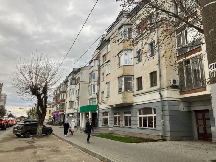 3-комн квартира Ленина ул, 64