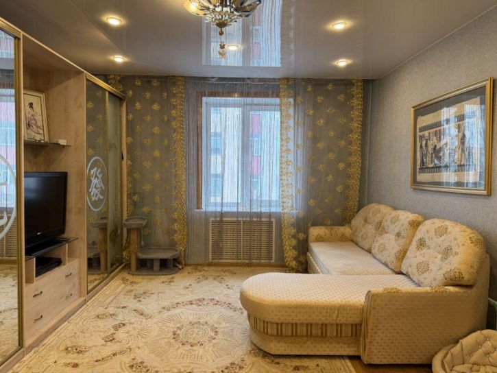 3-комн квартира Карла Либкнехта ул, 71