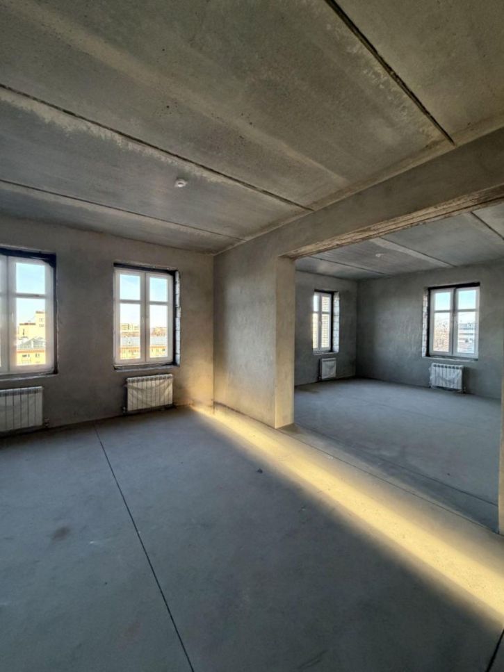 3-комн квартира Орловская ул, 16