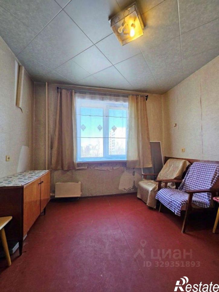 3-комн квартира улица Азина, 5,  д. 5