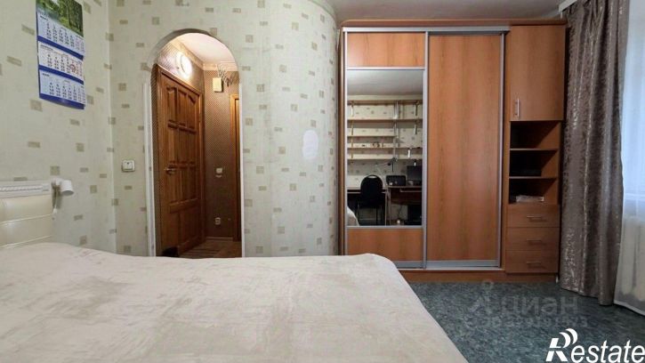 1-комн квартира ул Защитников Отечества, 151,  д. 151
