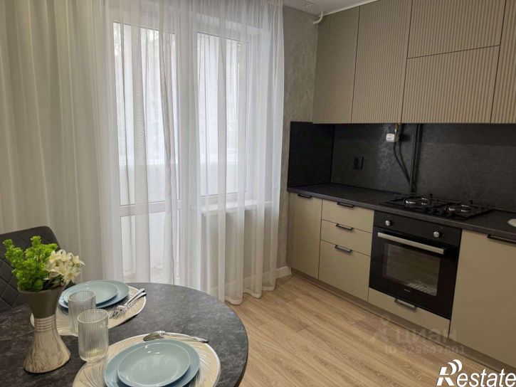 2-комн квартира ул Екатерины Кочкиной, 8 3,  д. 8 3,  к. 3