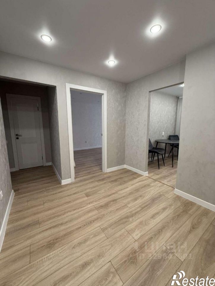 2-комн квартира ул Екатерины Кочкиной, 8 3,  д. 8 3,  к. 3