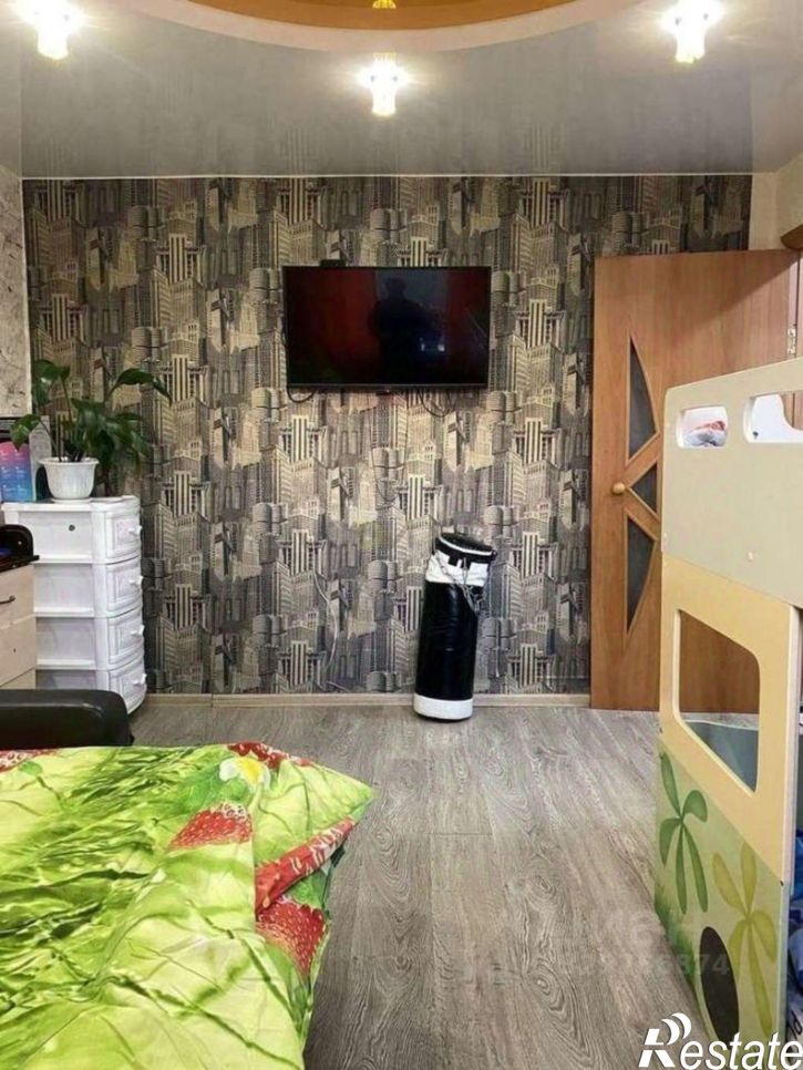 2-комн квартира ул Конституции, 8,  д. 8