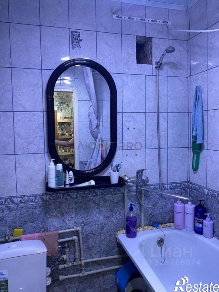 2-комн квартира ул Конституции, 8,  д. 8