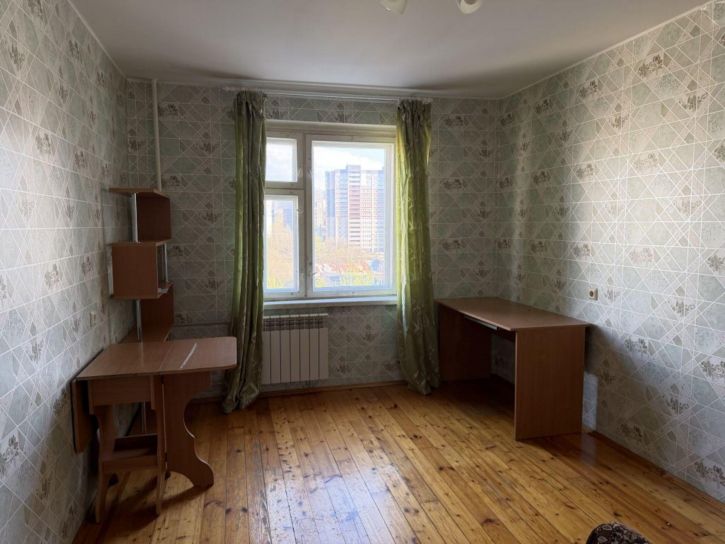2-комн квартира Блюхера ул, 32