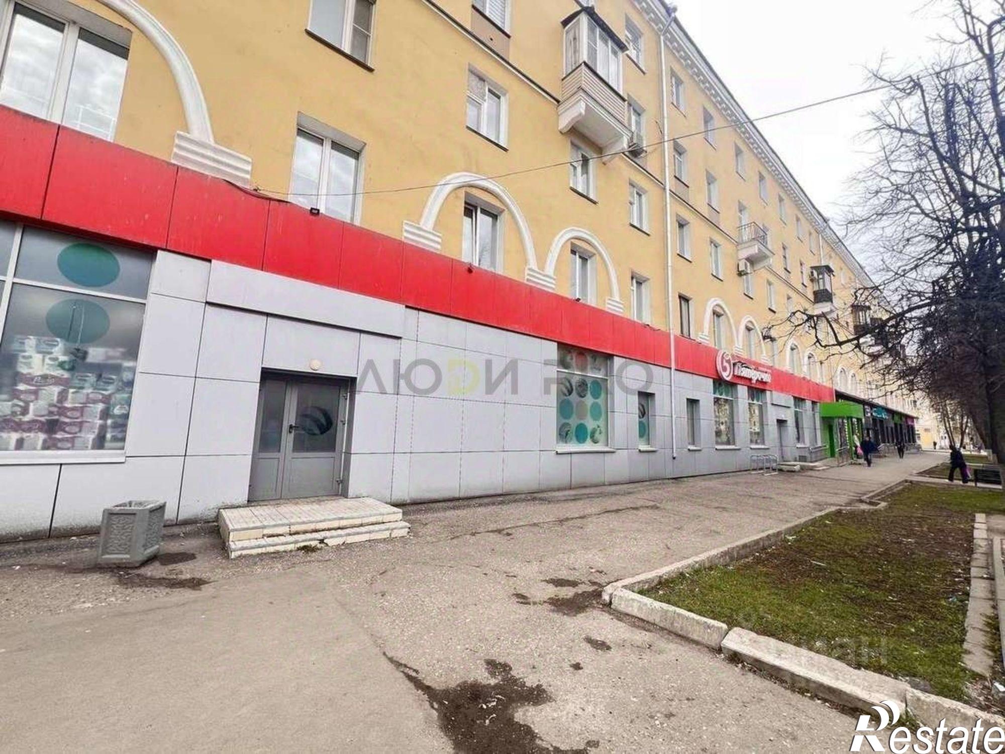 Купить торговое помещение за 85 941 200 рублей на ул Владимирская, 45