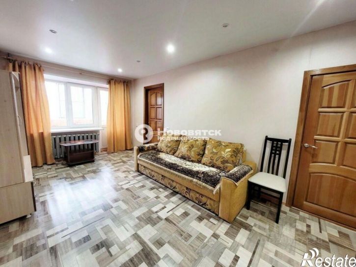 2-комн квартира улица Тренера Пушкарева, 4,  д. 4