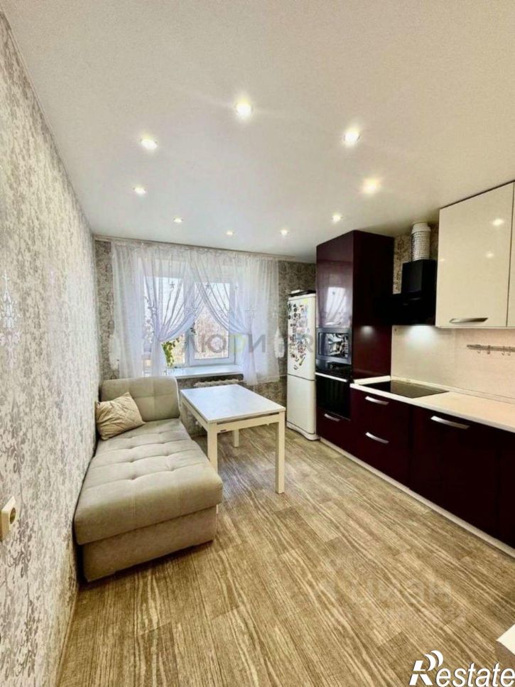 3-комн квартира ул Опарина, 7А,  д. 7А