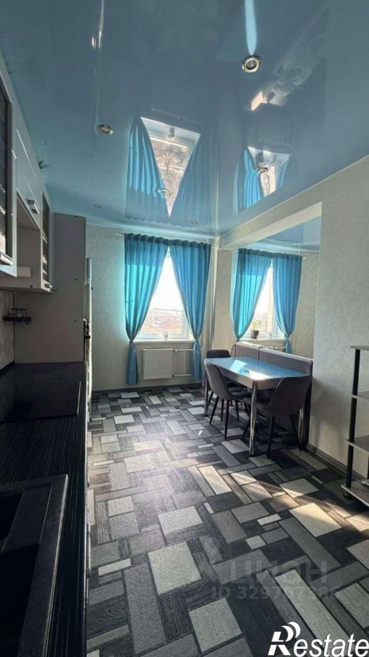 3-комн квартира ул Мостовицкая, 12,  д. 12