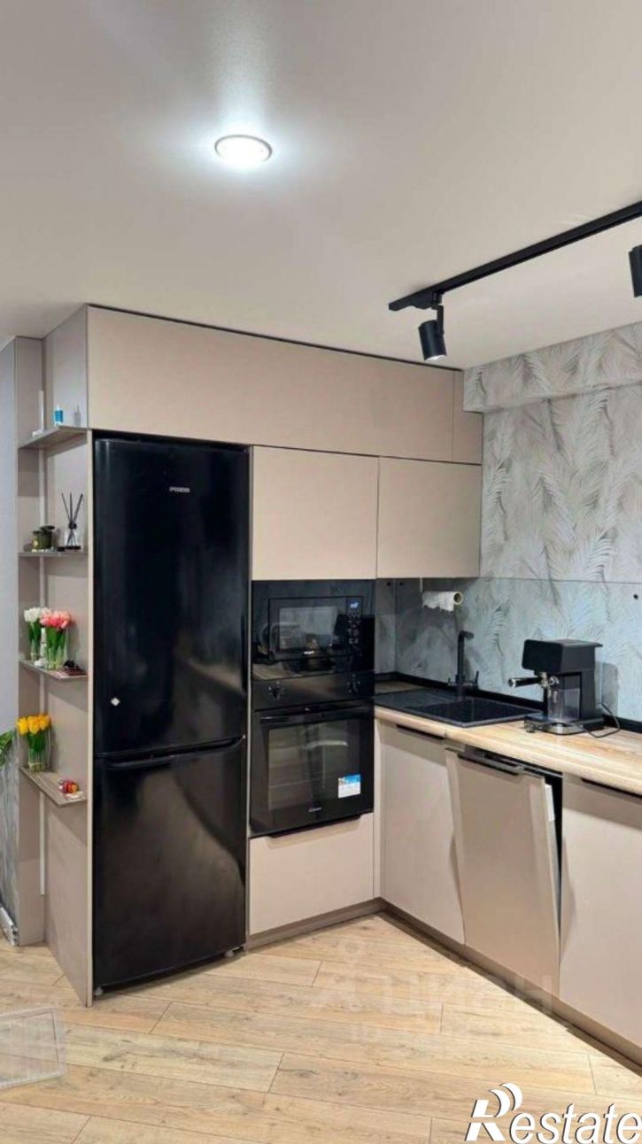3-комн квартира ул Анжелия Михеева, 18а,  д. 18а