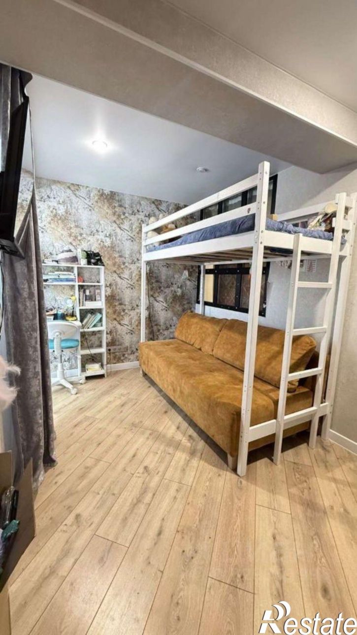 3-комн квартира ул Анжелия Михеева, 18а,  д. 18а