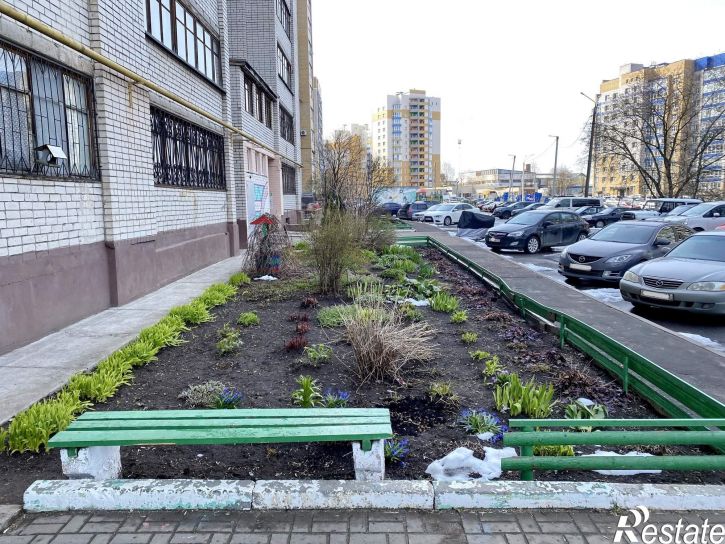 3-комн квартира улица Сутырина, 3