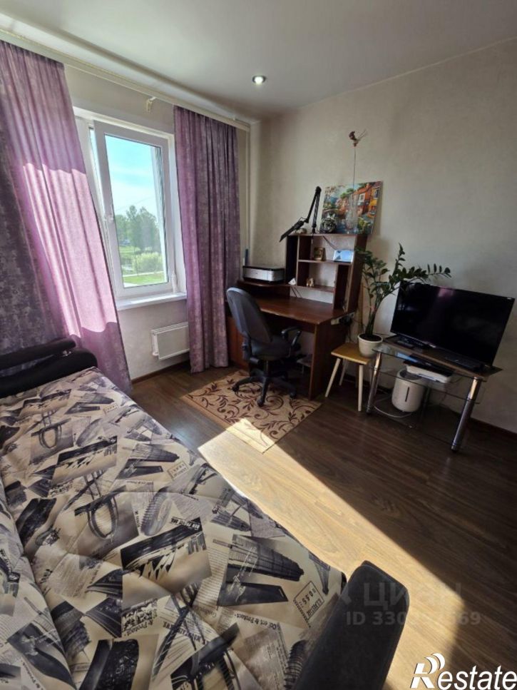2-комн квартира ул Павла Корчагина, 240 1,  д. 240 1,  к. 1